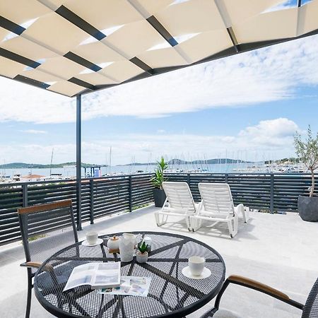 Apartments And Rooms Mare Vodice Kültér fotó